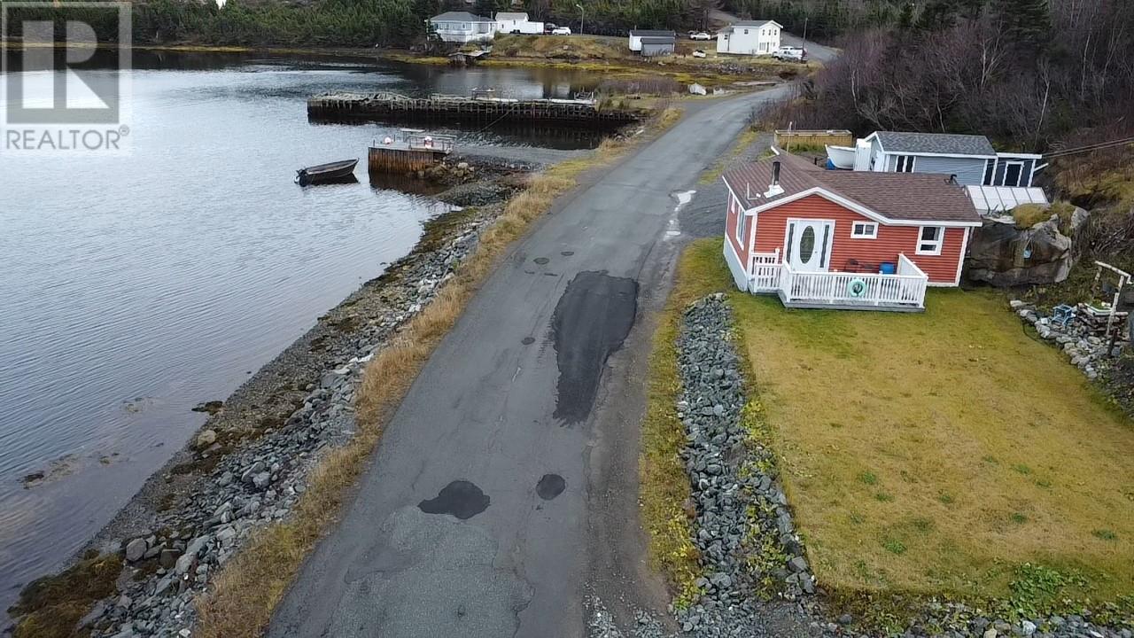 22 Roger's Cove Road