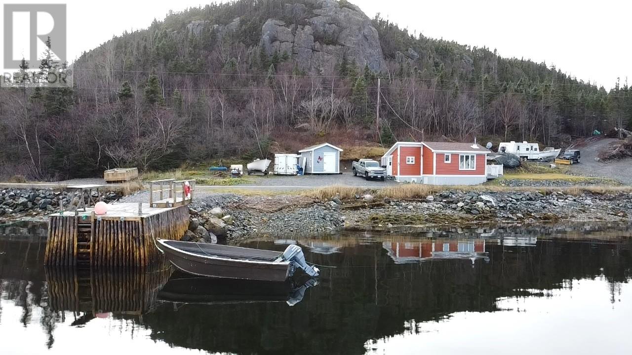 22 Roger's Cove Road