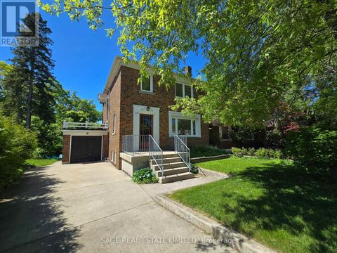 28 BARBARA CRESCENT Toronto (East York) ON M4C3B2