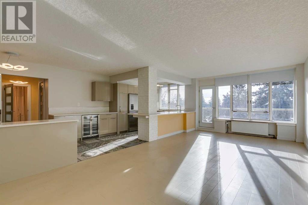 408, 3316 Rideau Place SW