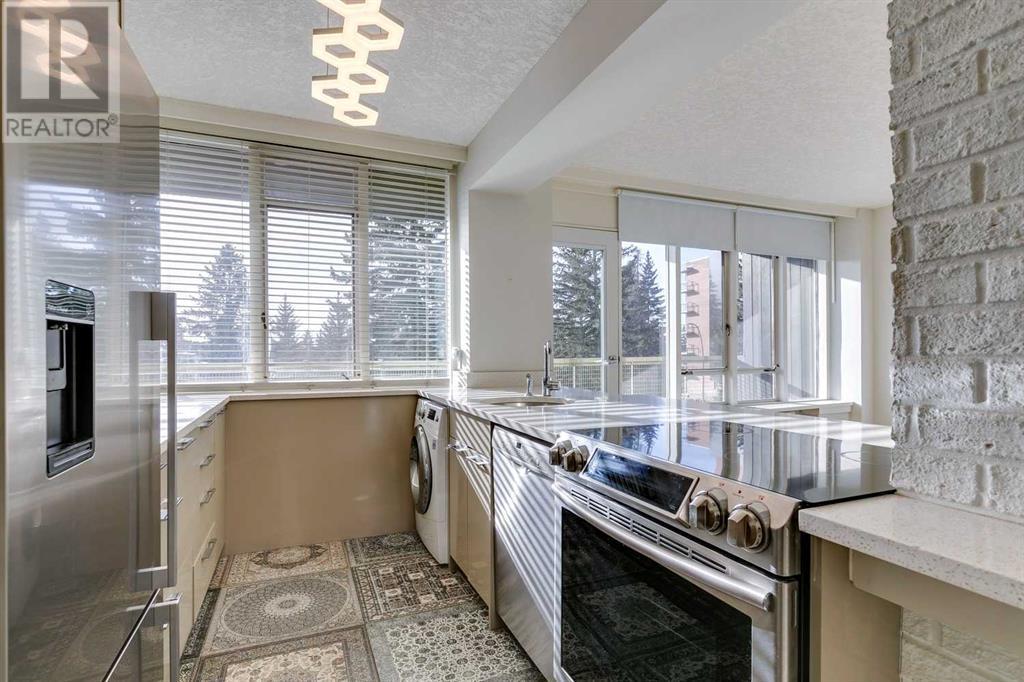 408, 3316 Rideau Place SW