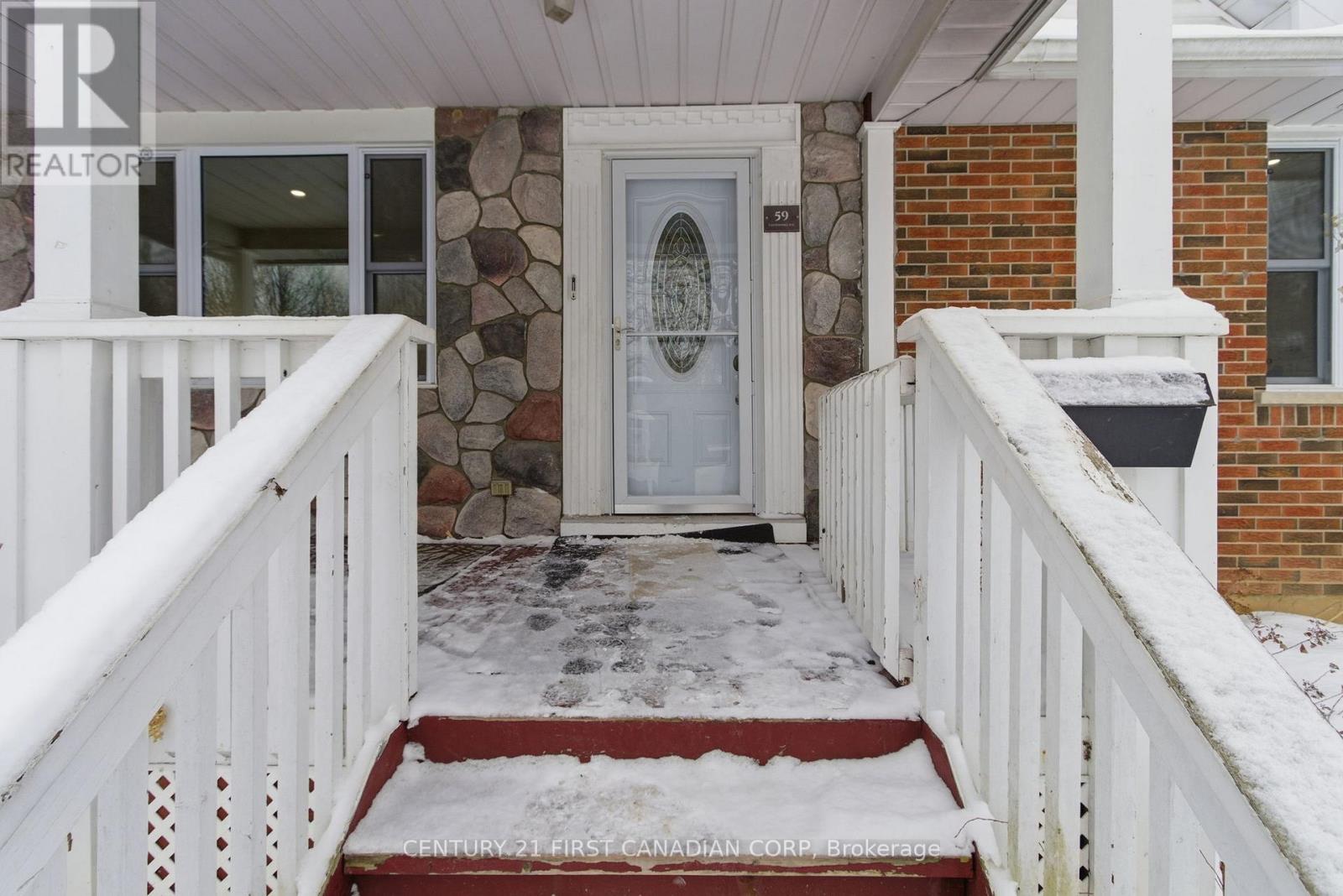 59 CLIFTONVALE AVENUE