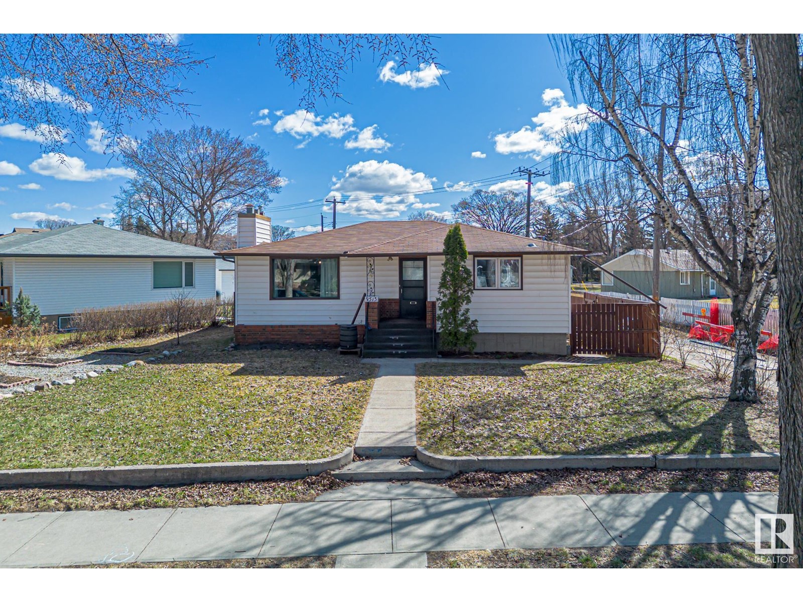 9513 81 ST NW