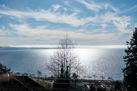 14815 HARDIE AVENUE White Rock BC V4B2H6