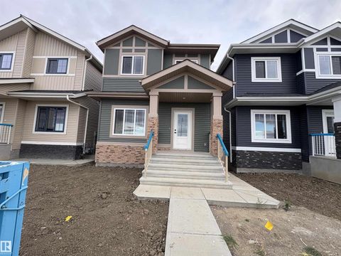 9829 107A AV Morinville AB T8R2P2