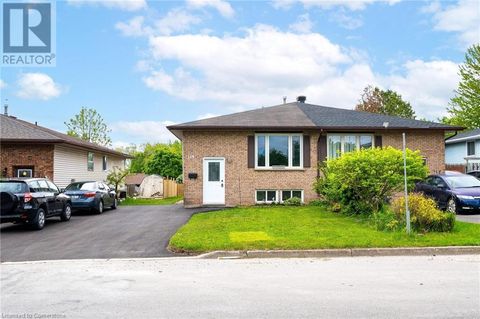 119 NICKOLAS Crescent Cambridge ON N3C3L7