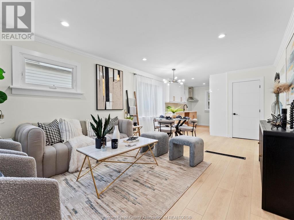 3283 BYNG ROAD