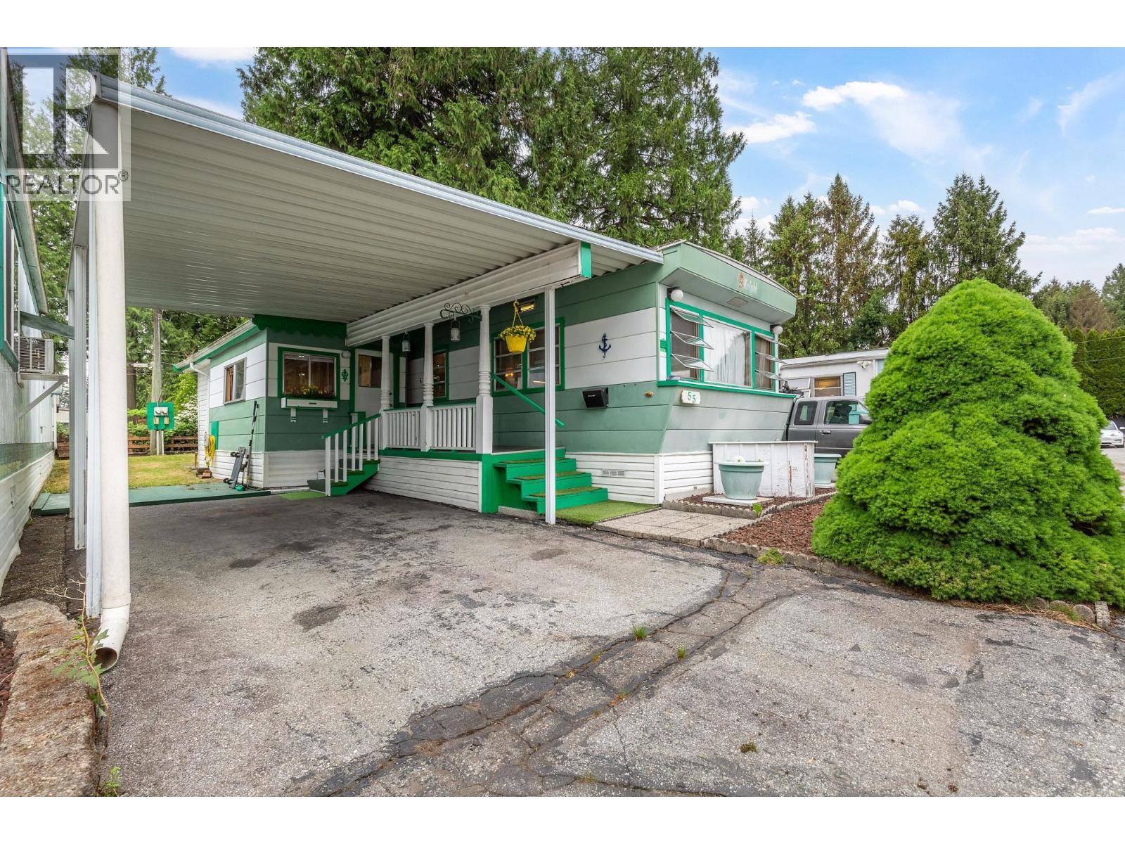 55 21163 LOUGHEED HIGHWAY