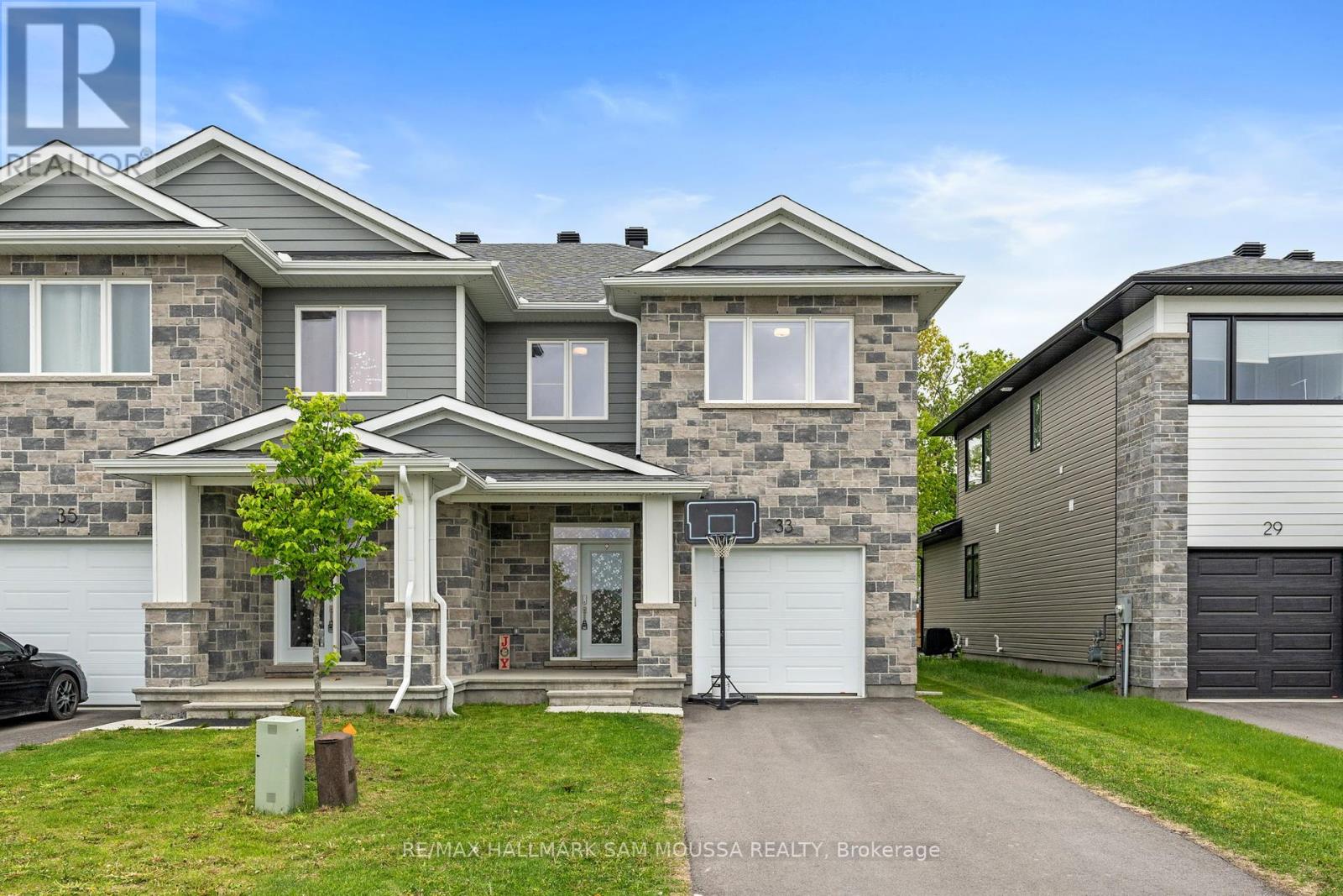 33 MAC BEATTIE DRIVE