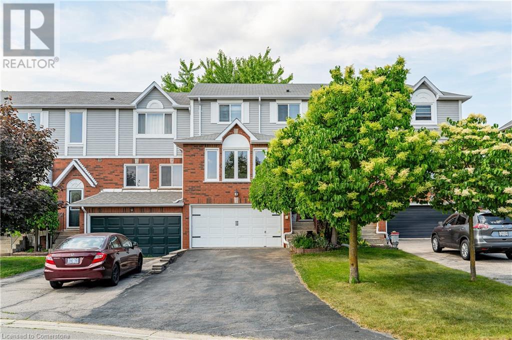 64 FAIRGREEN Close