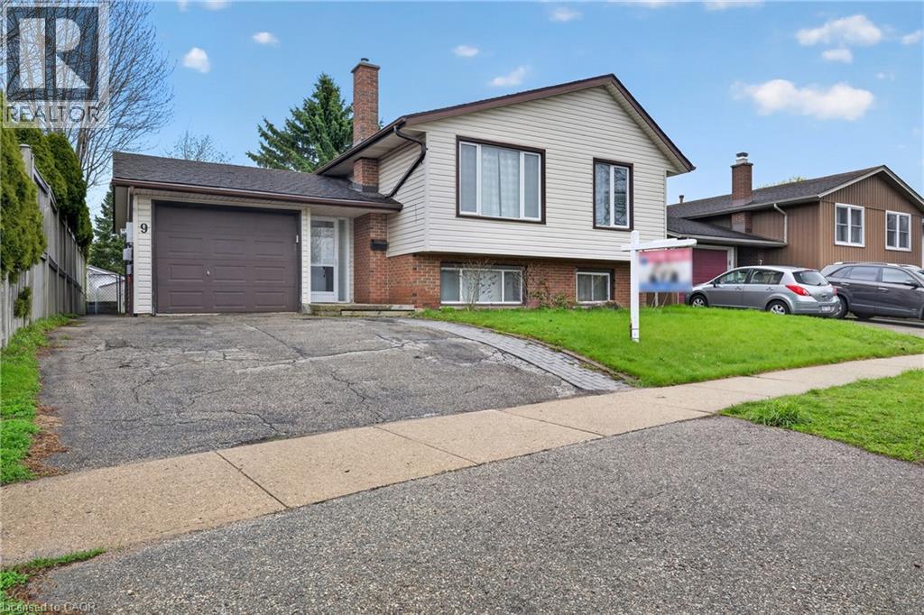 9 SANDERSON Drive