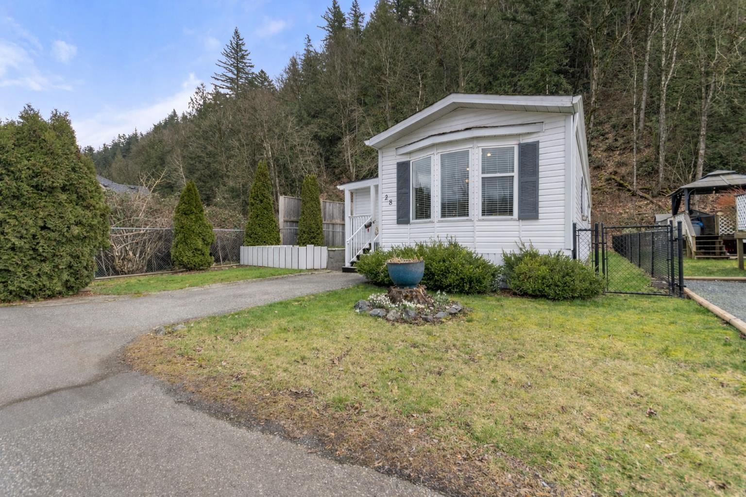 28 45715 ALMA AVENUE|Vedder Crossing