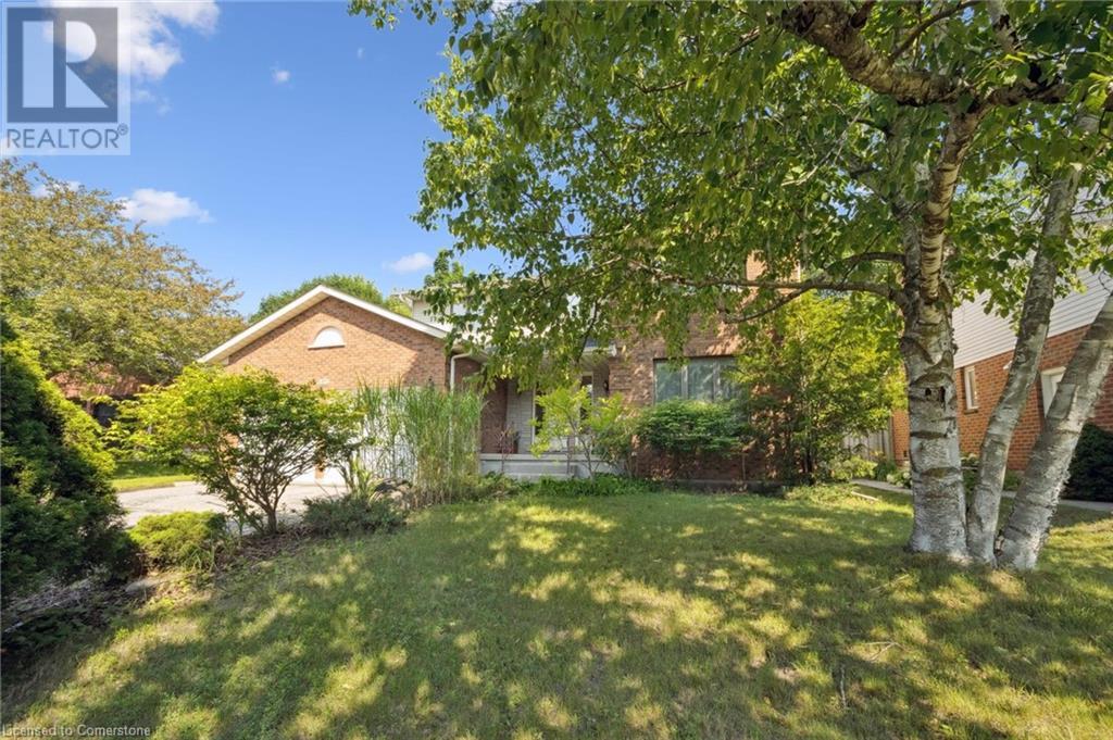576 ROYAL BEECH Drive