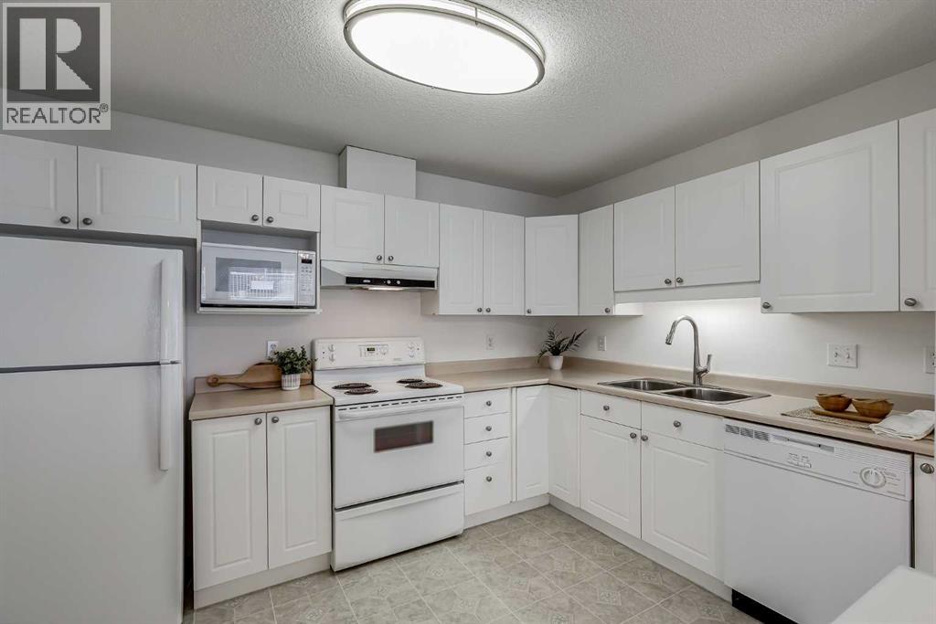 3205, 3000 Sienna Park Green SW