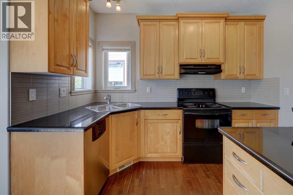 112 Cougarstone Manor SW