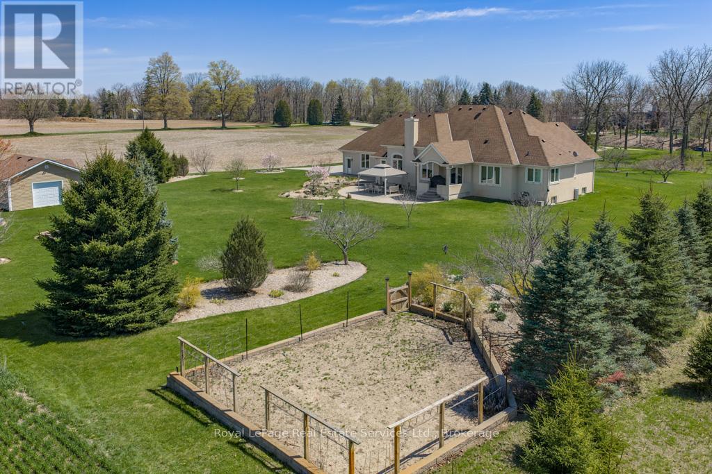 365 ROBINSON ROAD