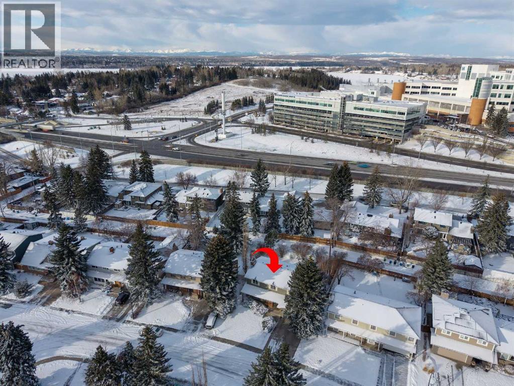 7312 Kananaskis Drive SW