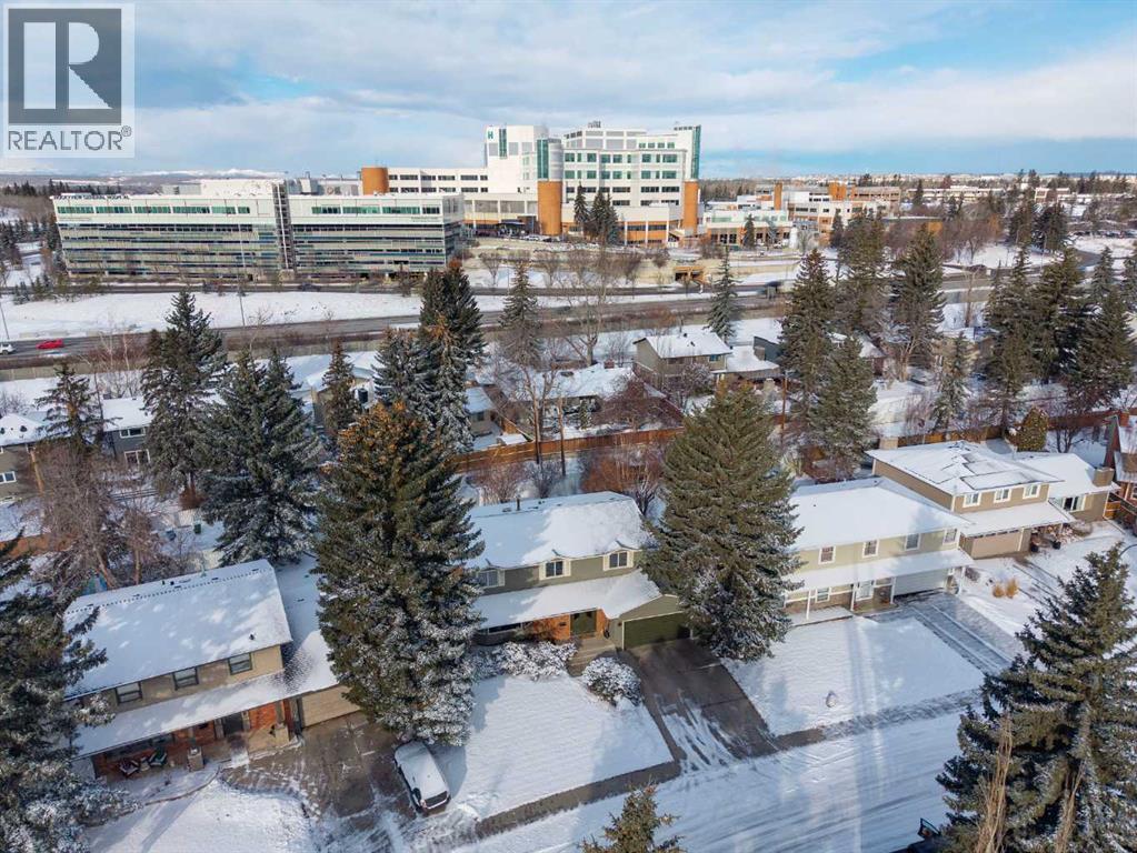 7312 Kananaskis Drive SW