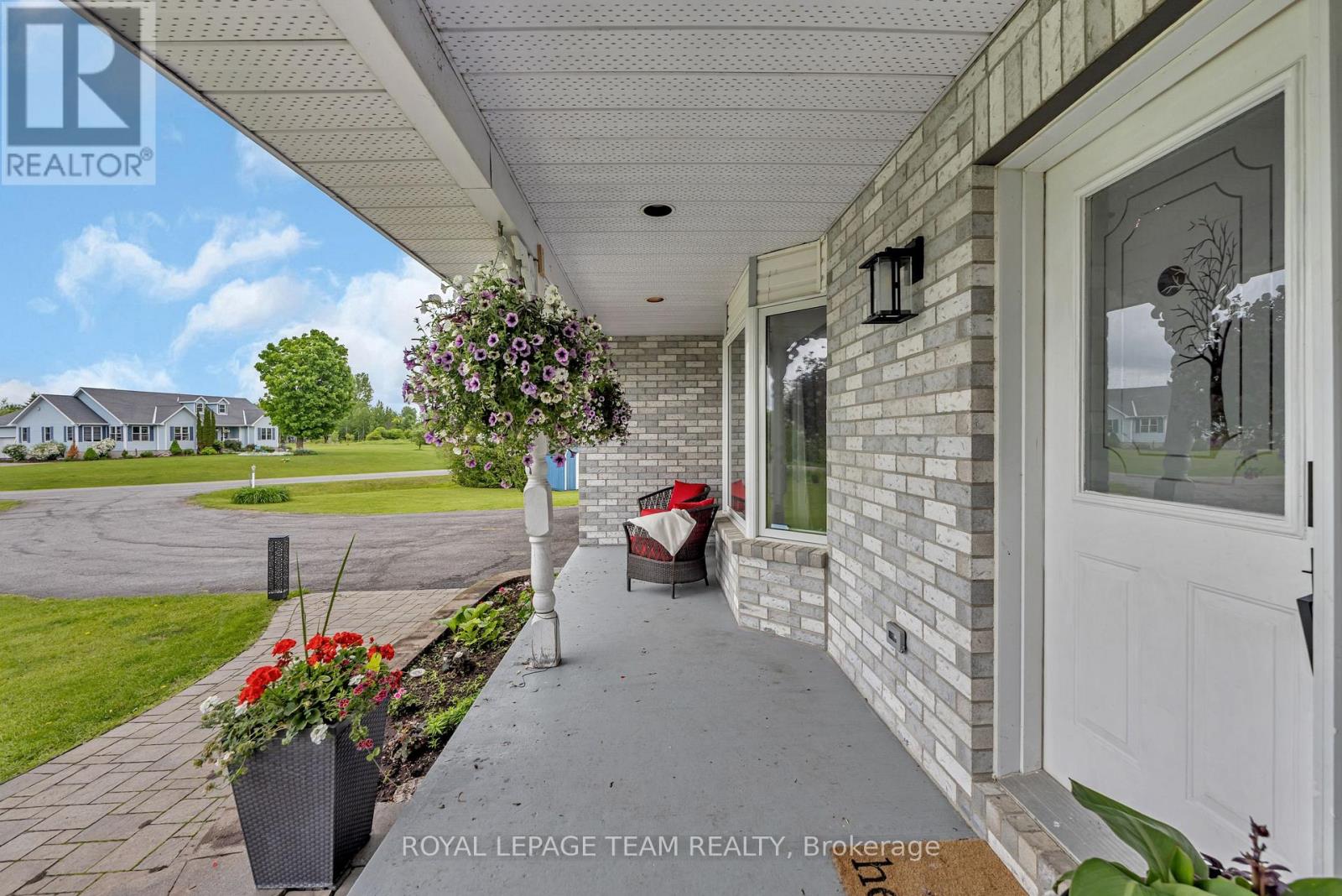 118 RUSHING BROOK DRIVE