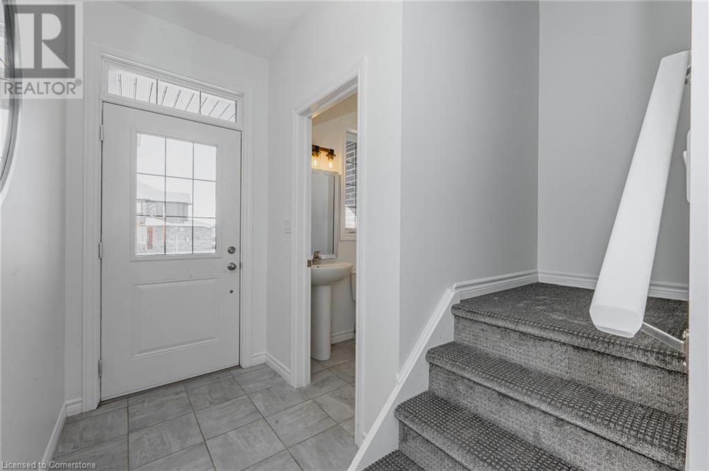 172 LINKS Crescent