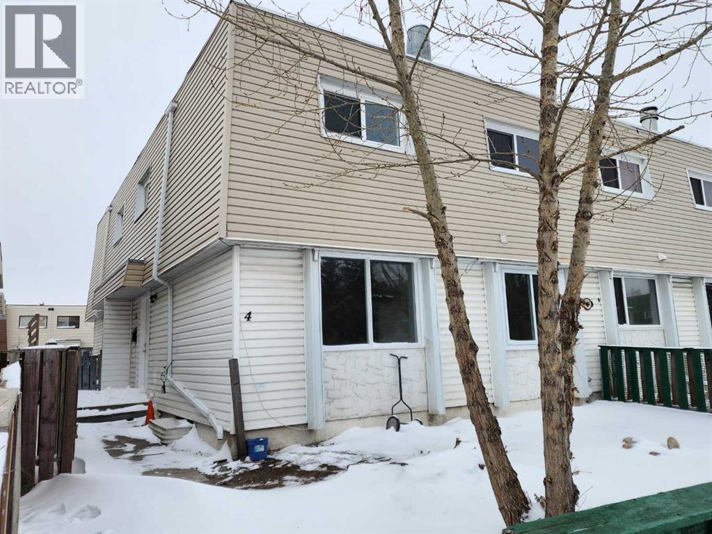 4, 6424 4 Street NE