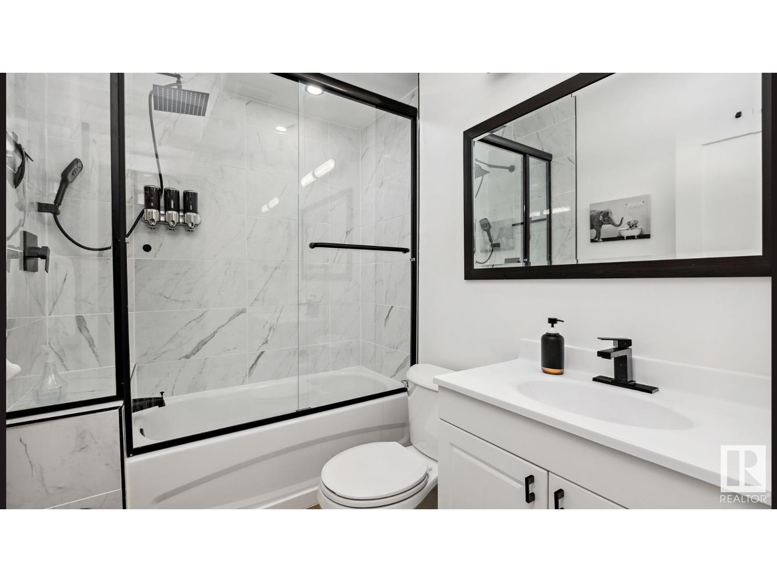 31 ADELAIDE CT