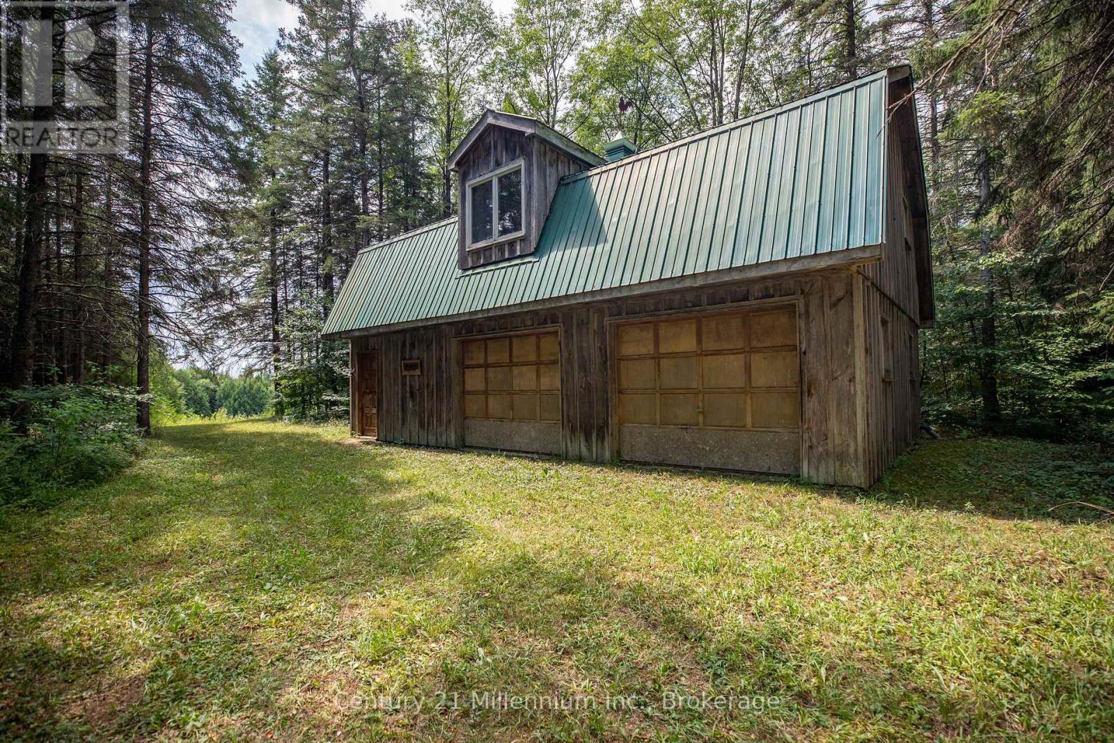 264701 SOUTHGATE 26 ROAD