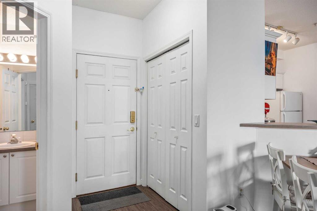 416, 126 14 Avenue SW