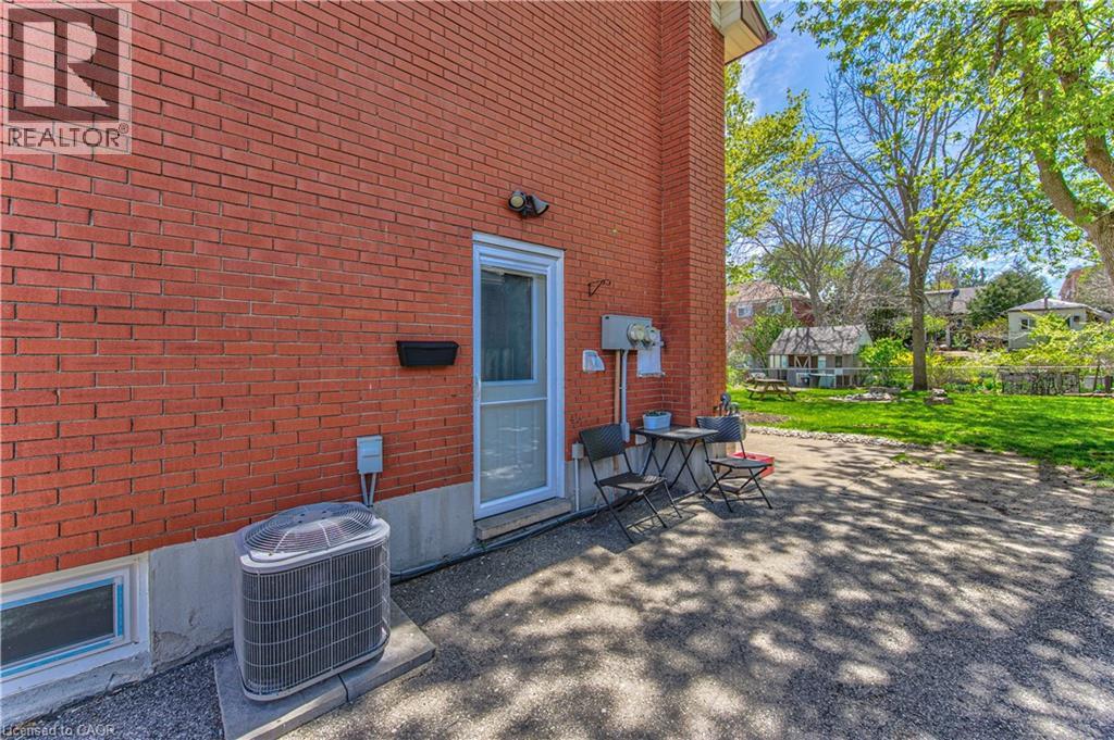 37 GOTTSCHEER Court