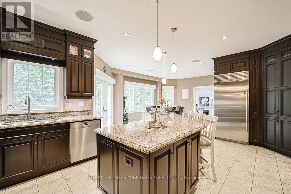 1032 SIR IVOR COURT