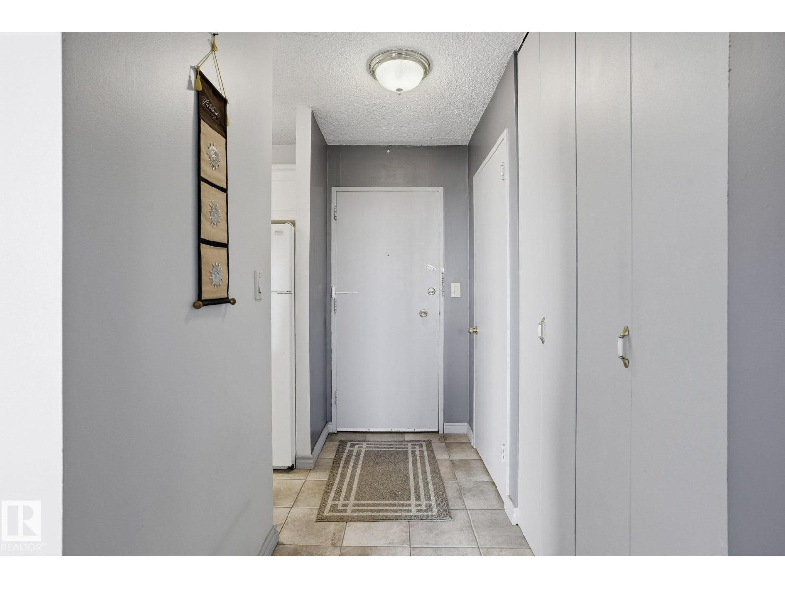 #814 13910 STONY PLAIN RD NW