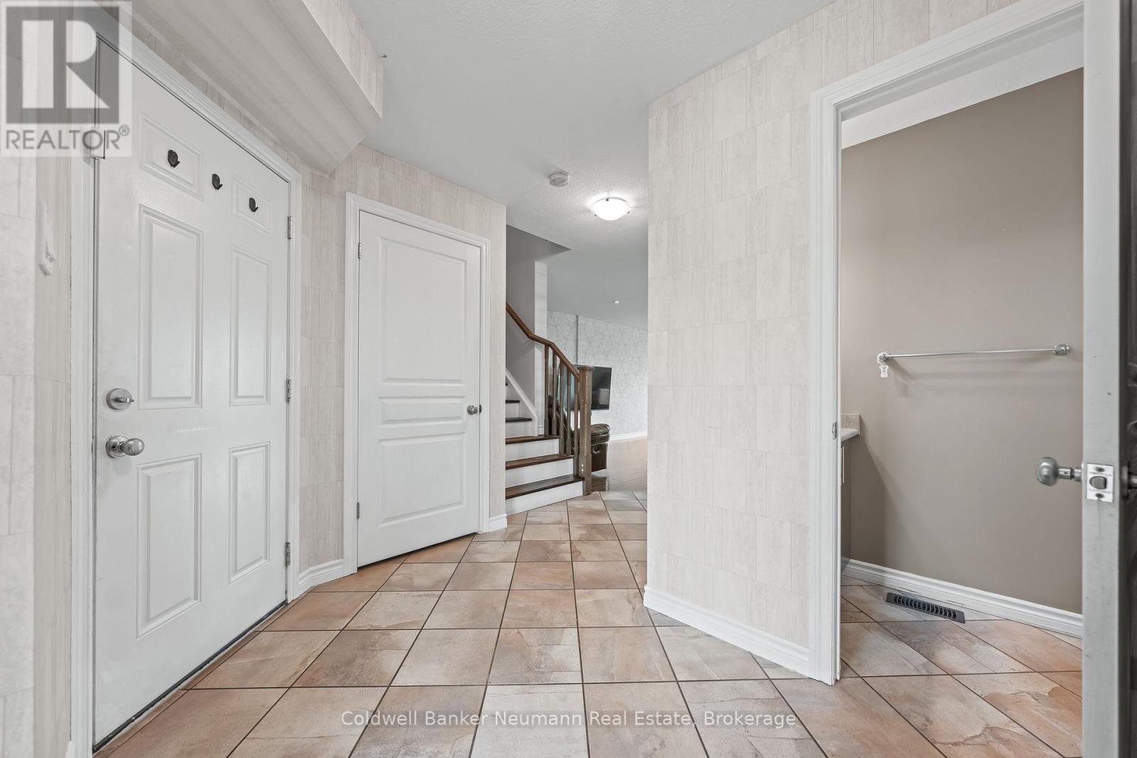 40 LAUGHLAND LANE