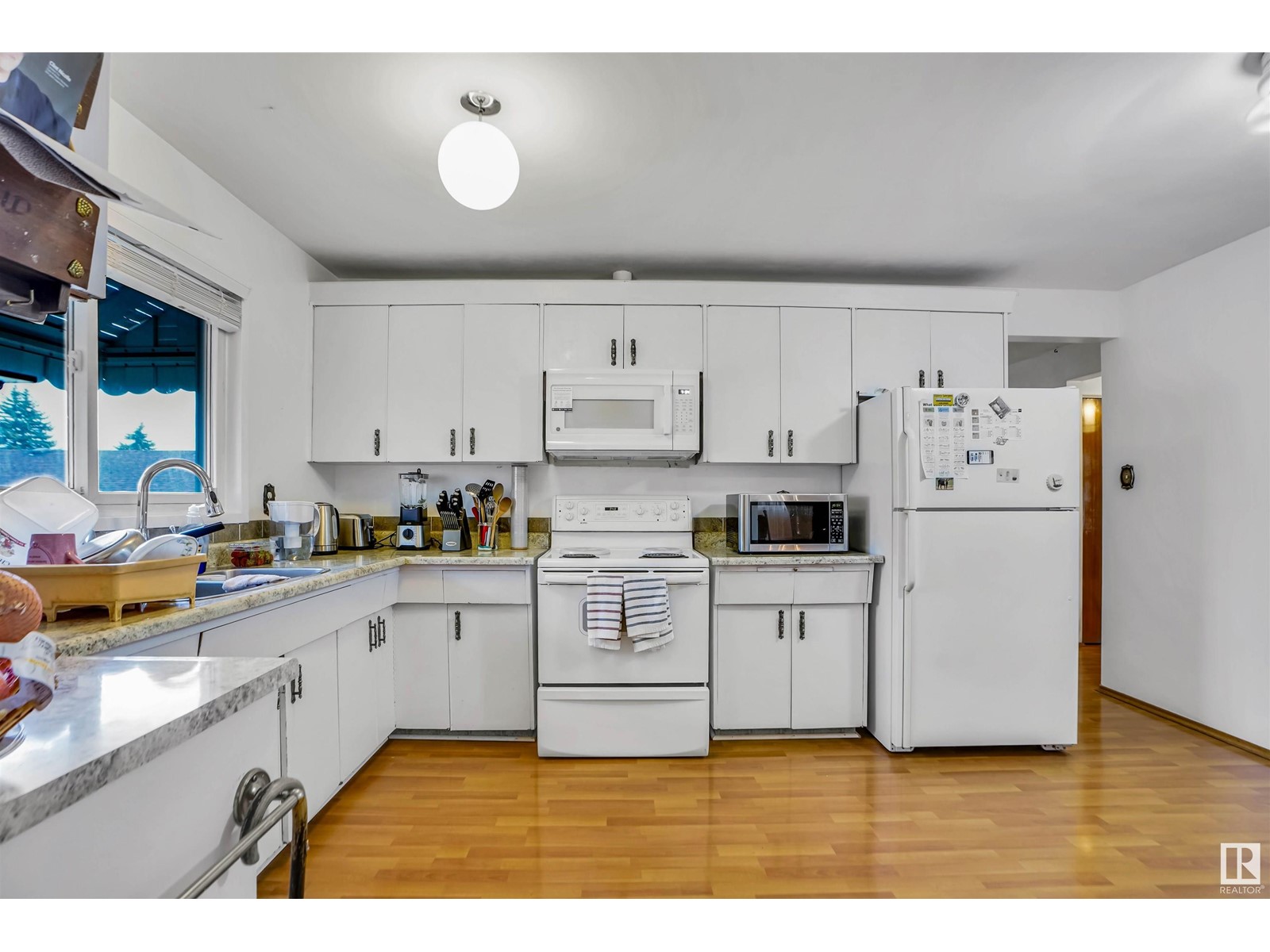 14015 74 ST NW