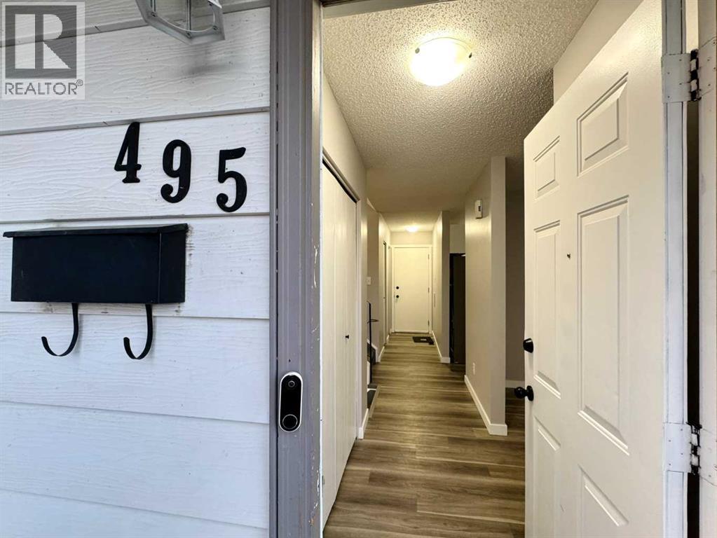 495 Columbia Boulevard W