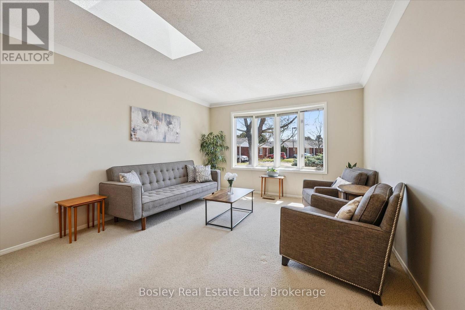 #29 - 1030 COLBORNE STREET E