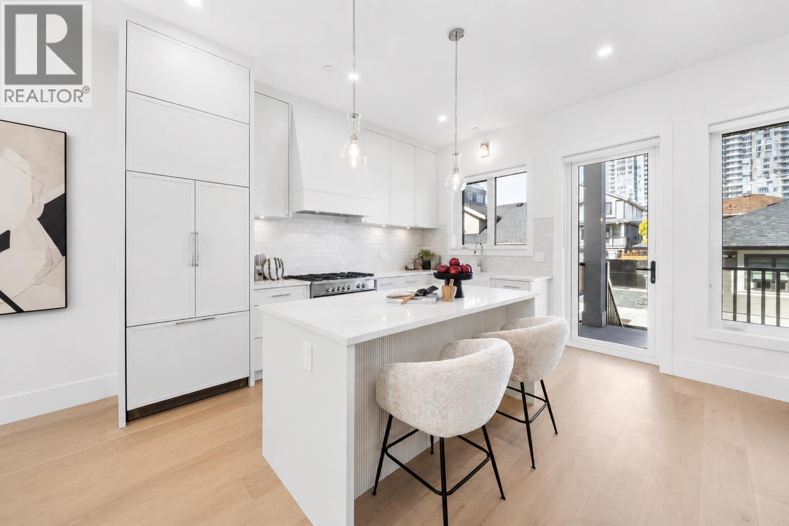 531 W 61ST AVENUE