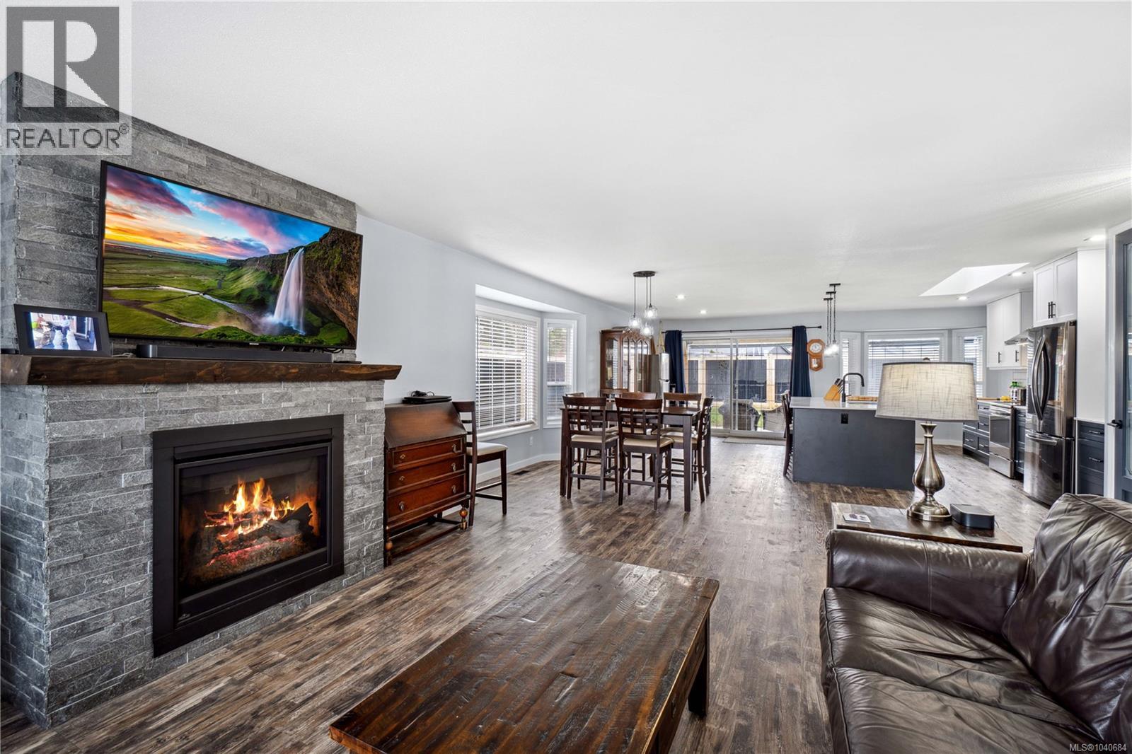 874 Aberdeen Dr