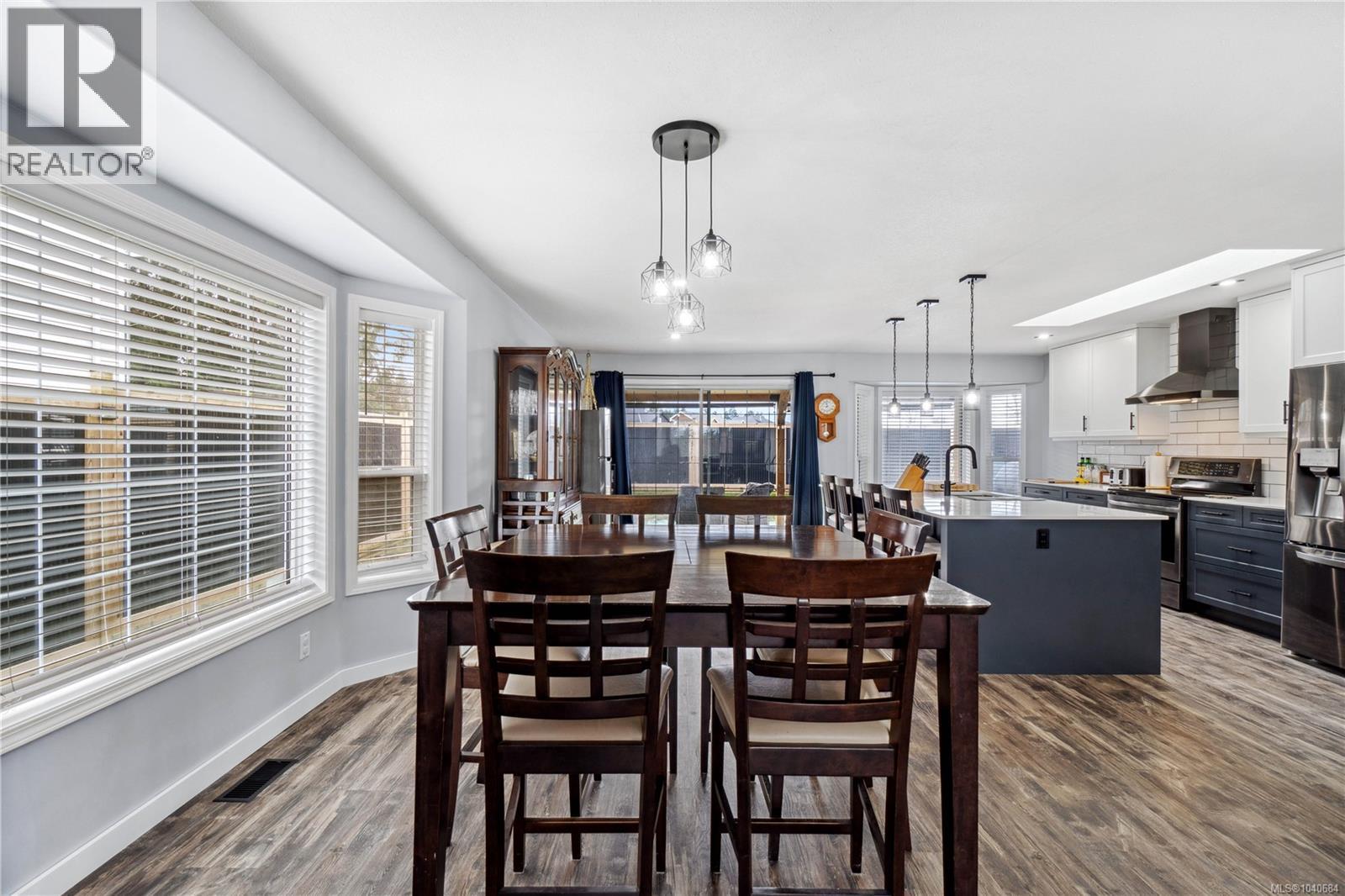 874 Aberdeen Dr