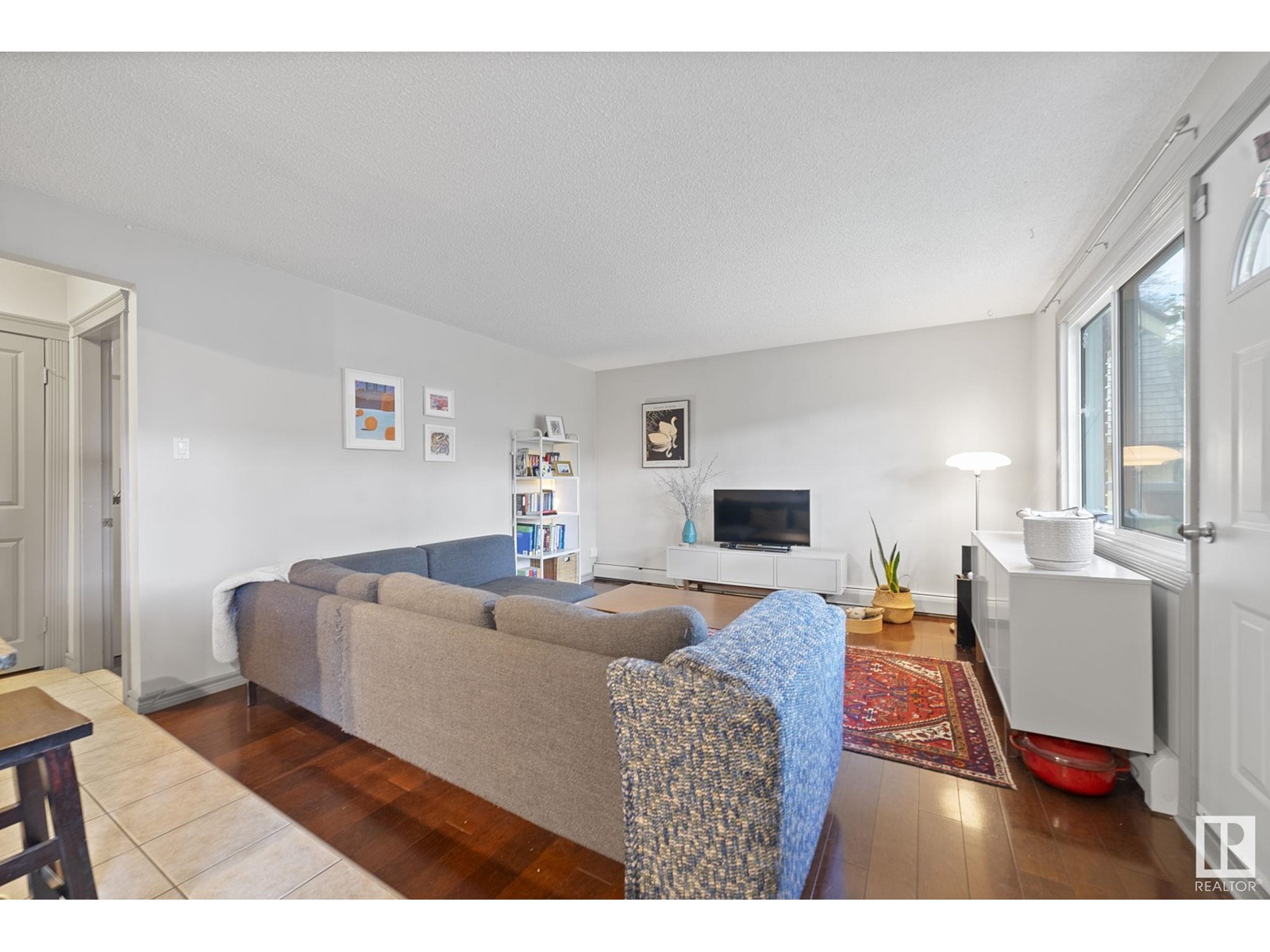 #5 10710 84 AV NW