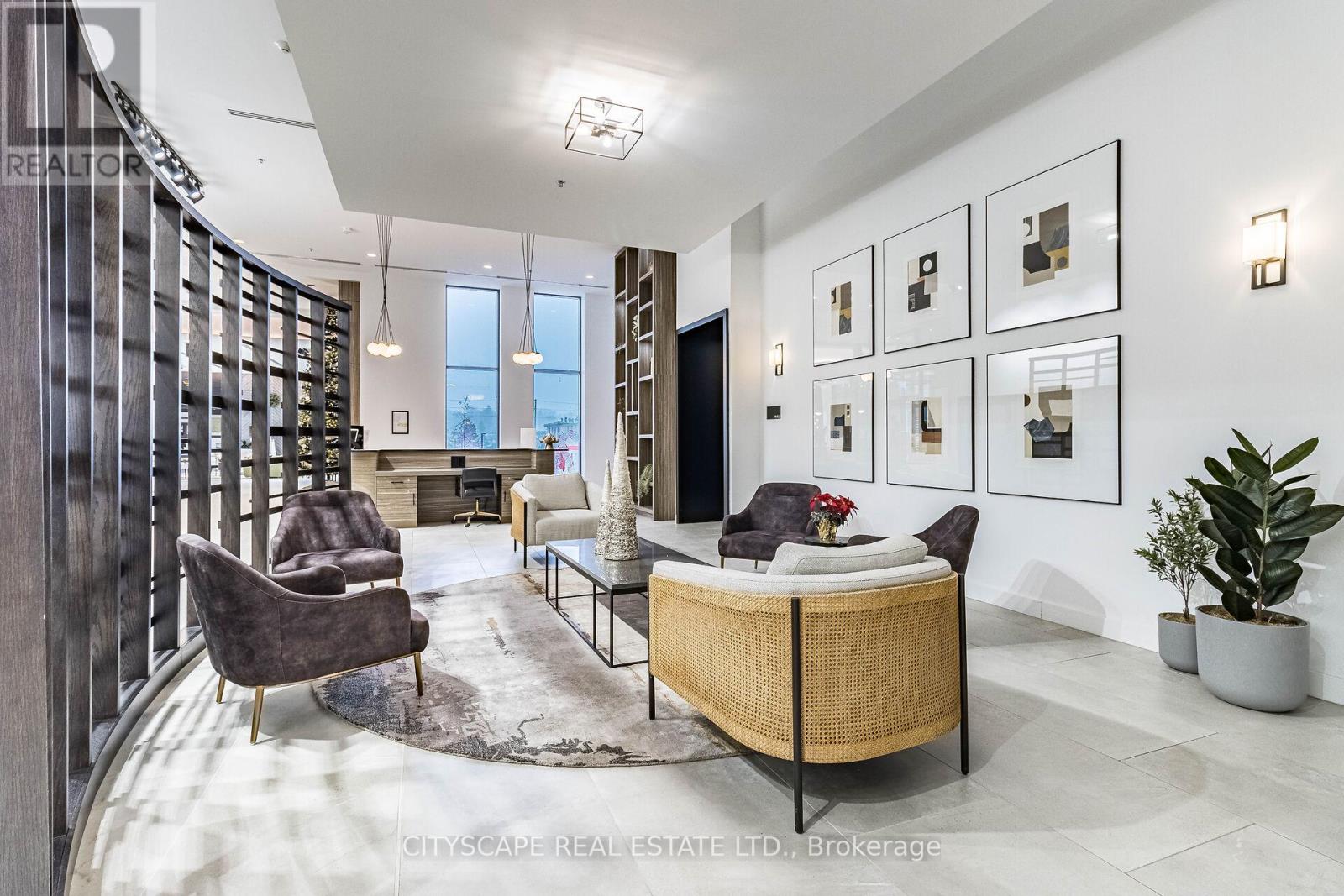 1505 - 15 GLEBE STREET