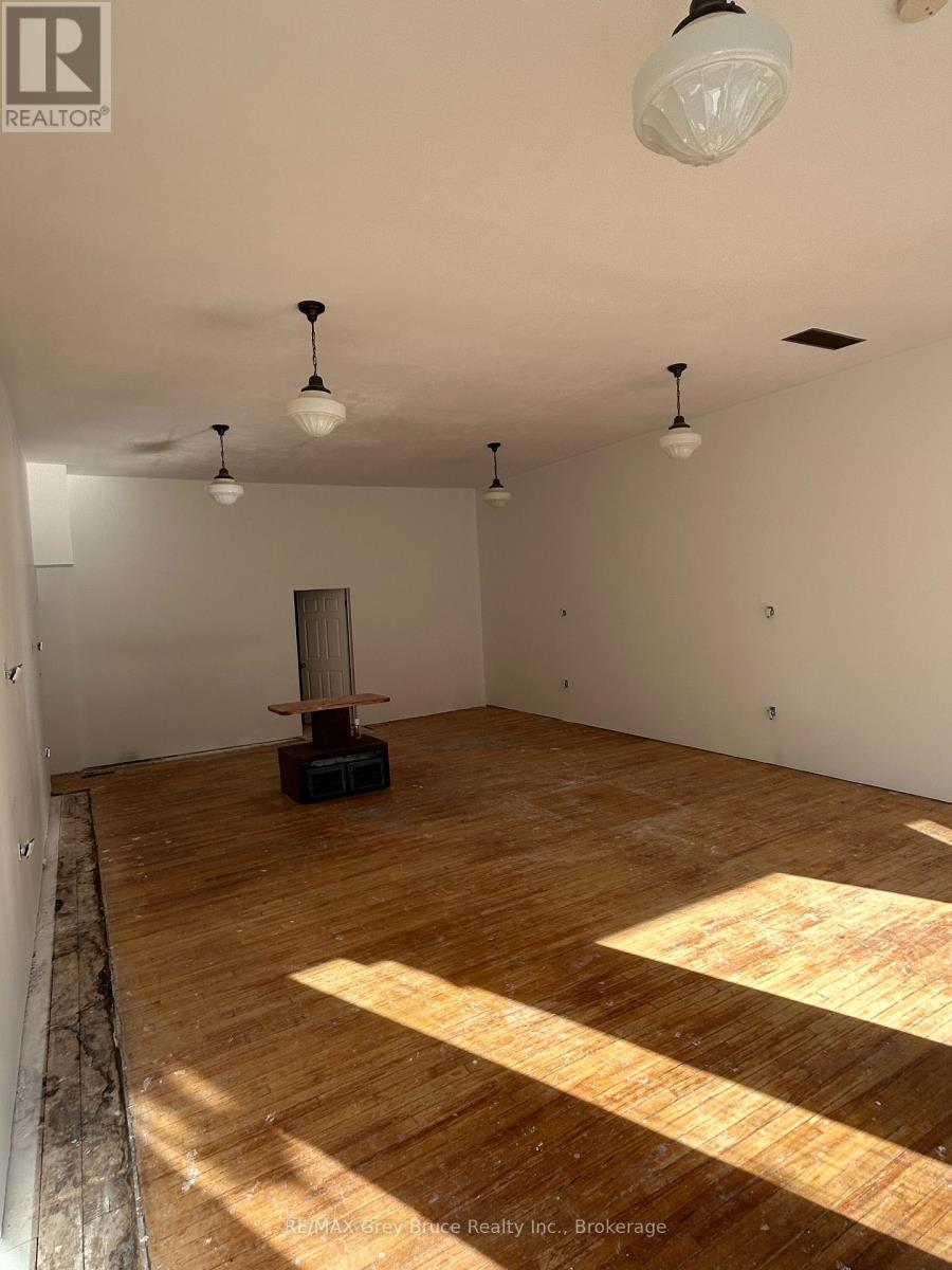 95 1ST AVENUE
