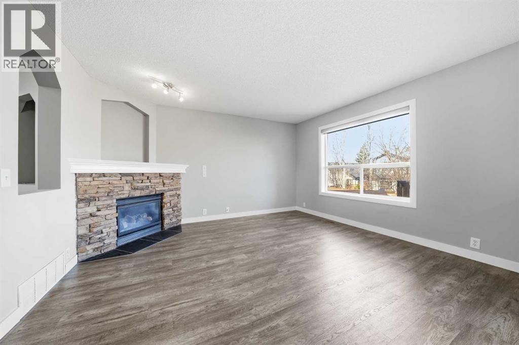 83 Cranfield Crescent SE