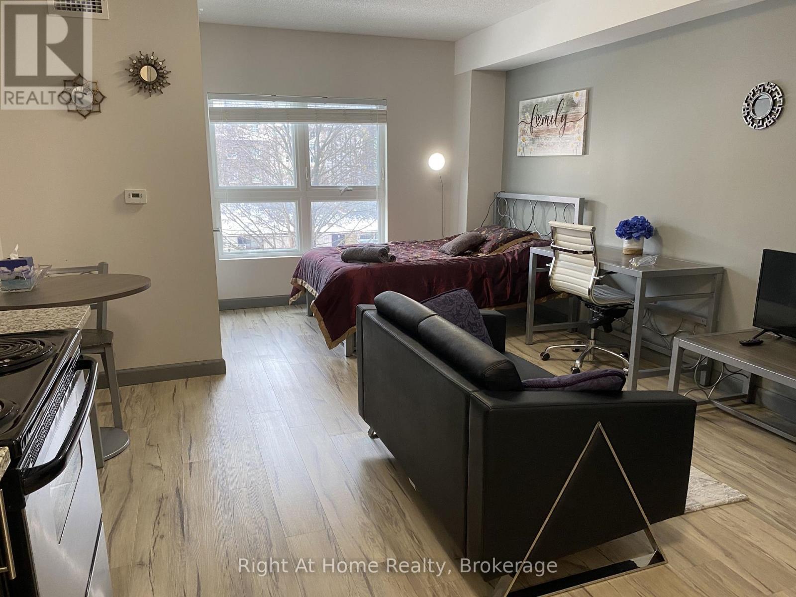 1710 - 258A SUNVIEW STREET