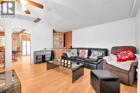 254 Erin Woods Circle SE Calgary AB T2B3C9