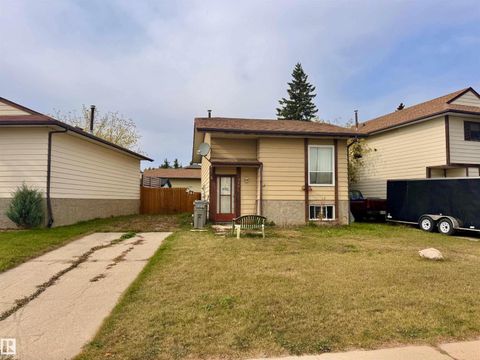 9704 104 ST Morinville AB T8R1C8