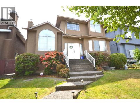 8832 15TH AVENUE Burnaby BC V3N1Y3