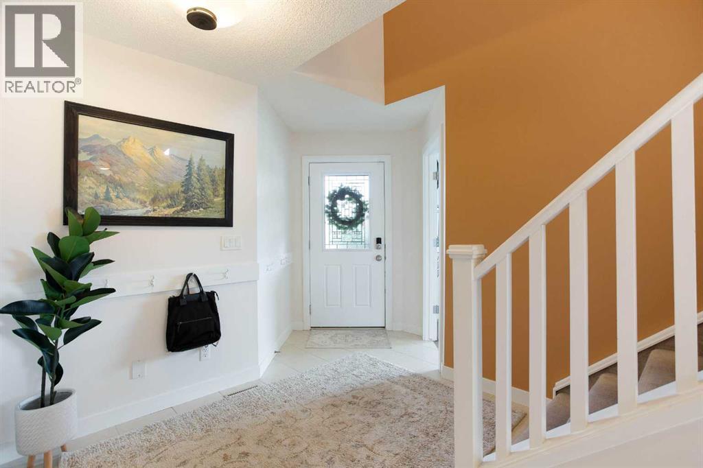 2 Kingston View SE