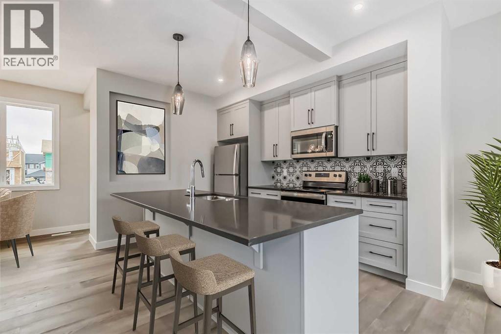 211 Waterford Heights