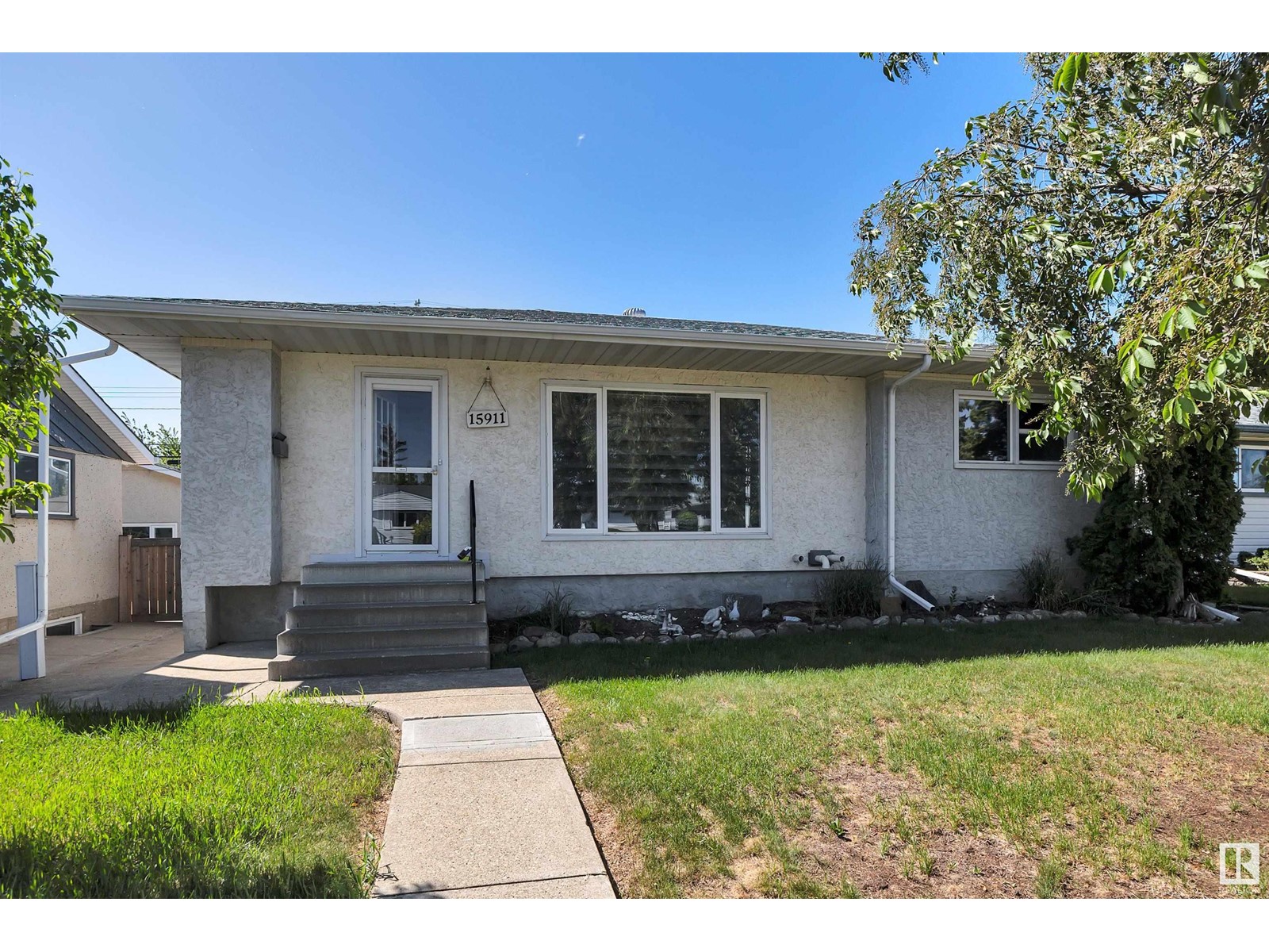 15911 110B AV NW
