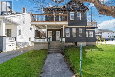 211 GEORGE STREET Sarnia ON N7T4N8